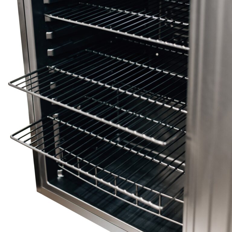 Summerset 22" Deluxe Outdoor Refrigerator 4.1 Cu. Ft.